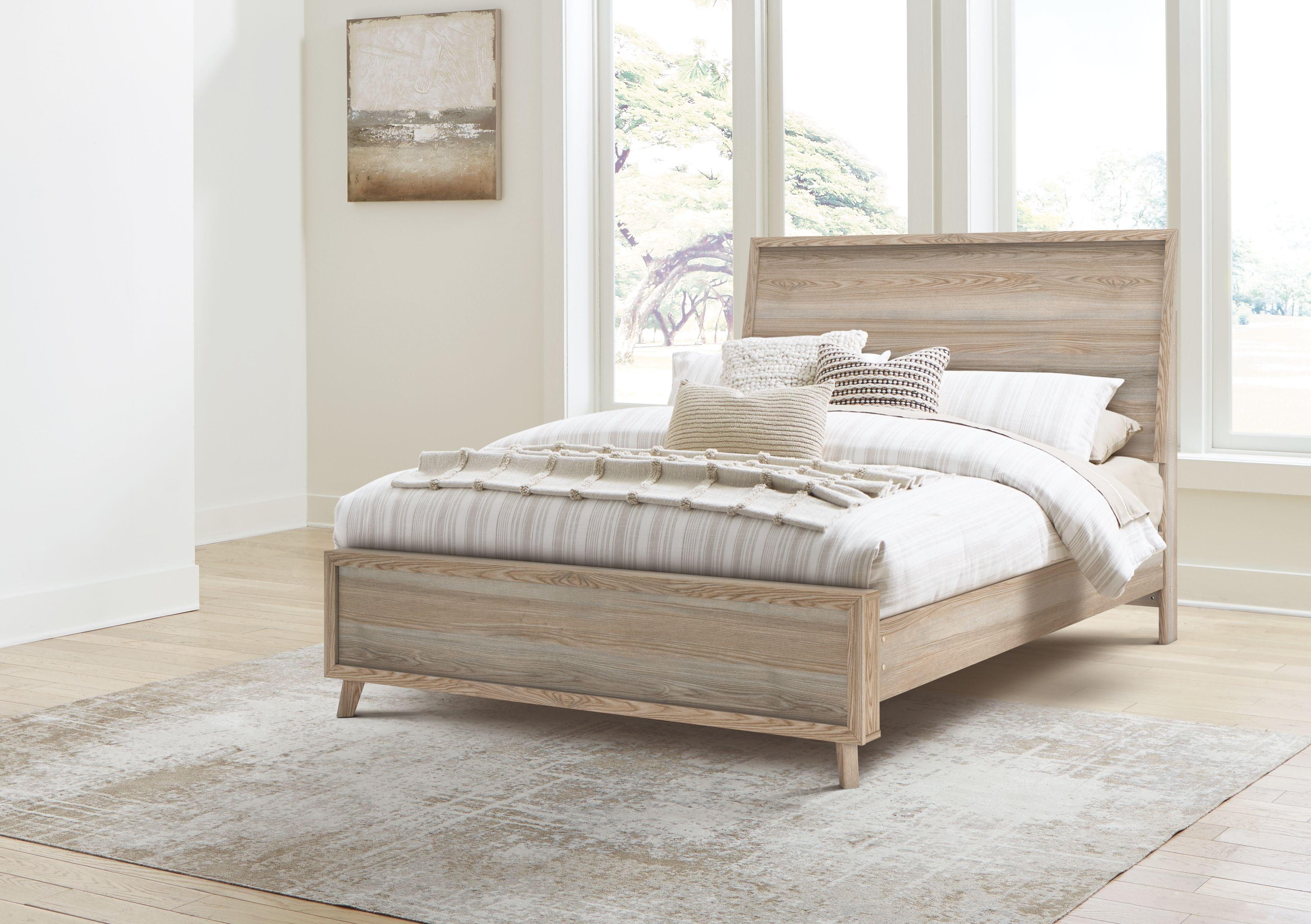 Signature Design by Ashley® - Hasbrick - Panel Bed With Framed Panel Footboard - 5th Avenue Furniture