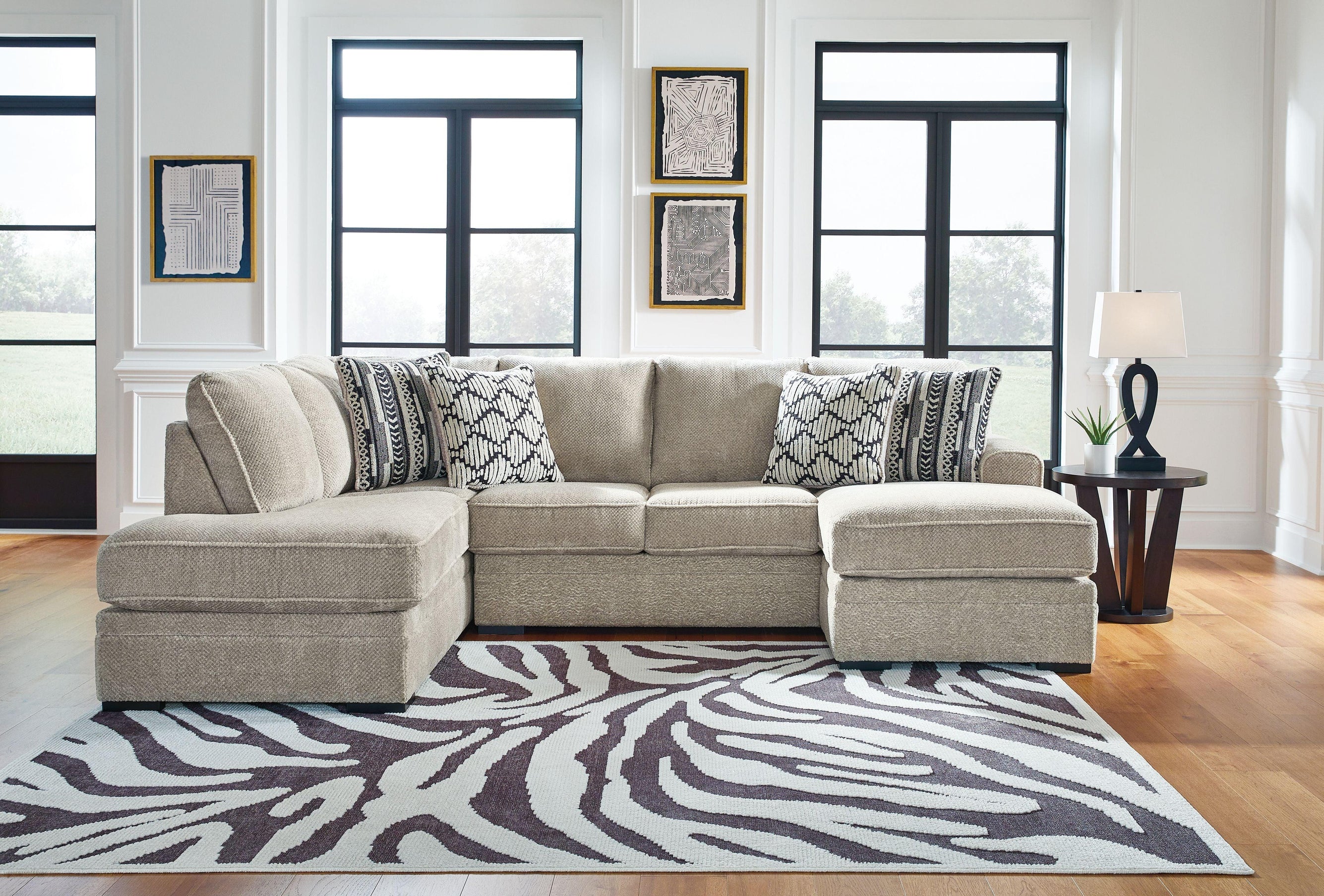 Benchcraft® - Calnita - Sectional - 5th Avenue Furniture