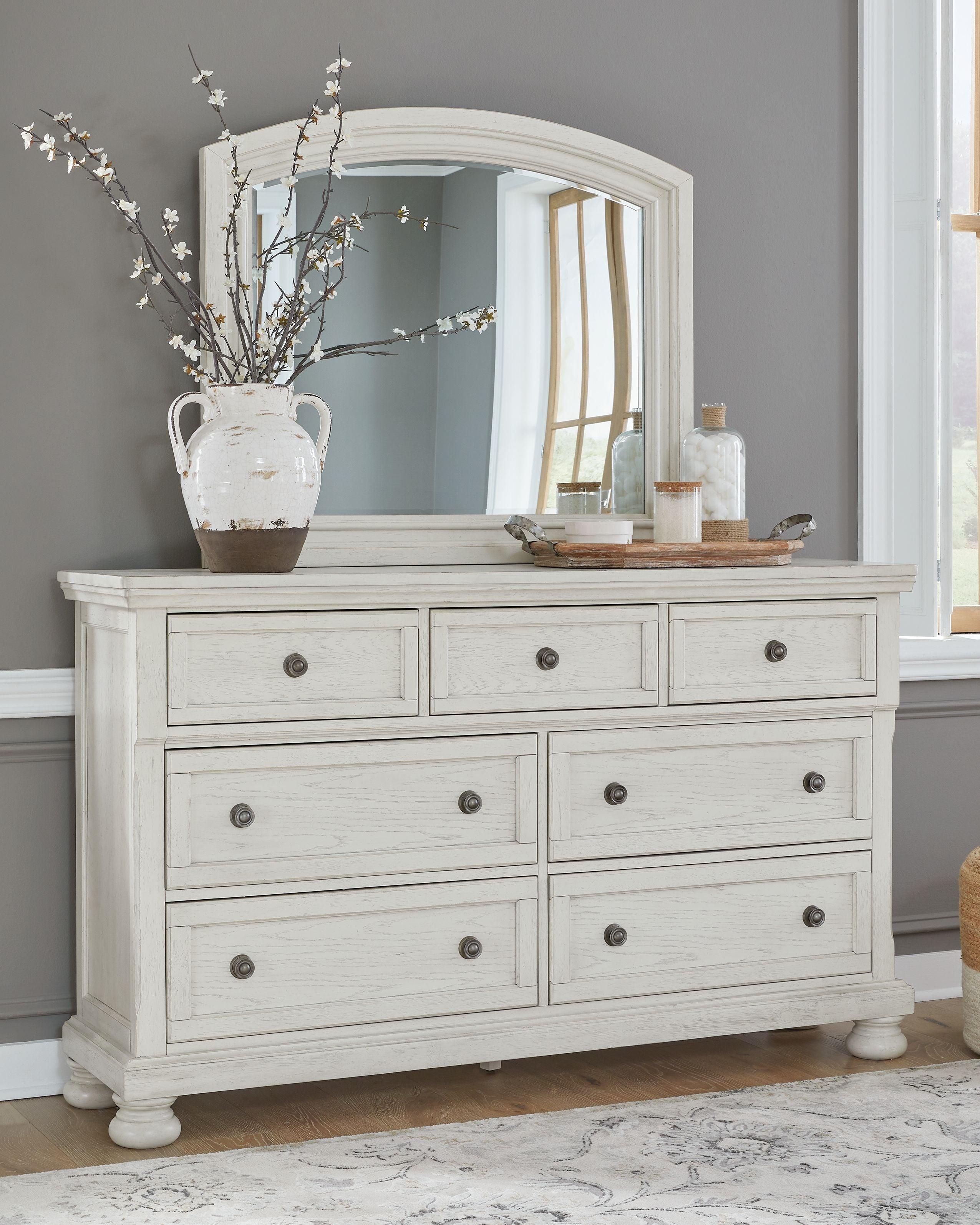 Ashley® - Robbinsdale - Antique White - Dresser, Mirror - 5th Avenue Furniture