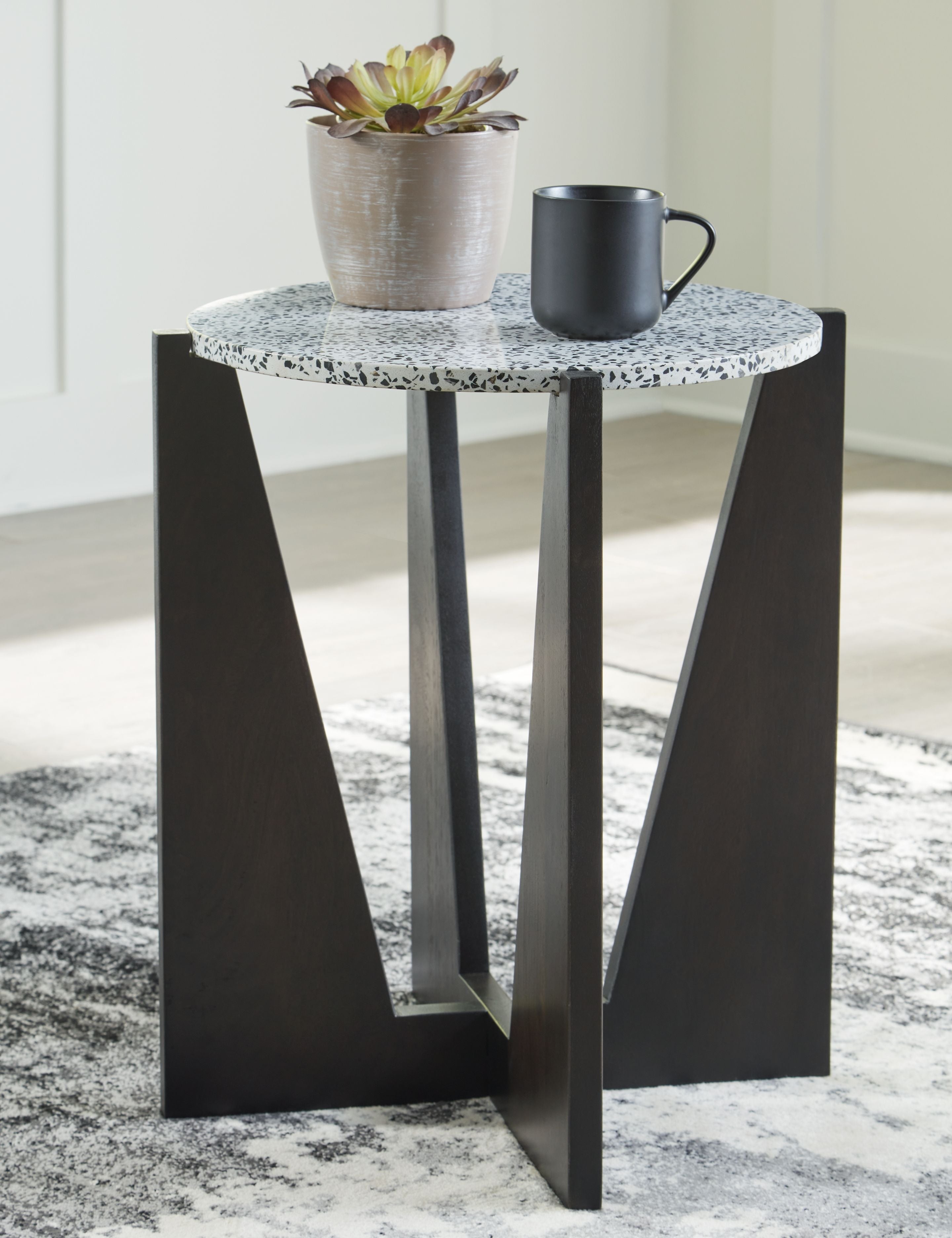 Tellrich - Black / White - Accent Table - 5th Avenue Furniture