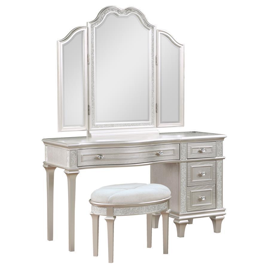 Coaster Fine Furniture - Evangeline - 3 Piece Vanity Table Set With Tri-Fold Mirror And Stool - Silver Oak - 5th Avenue Furniture