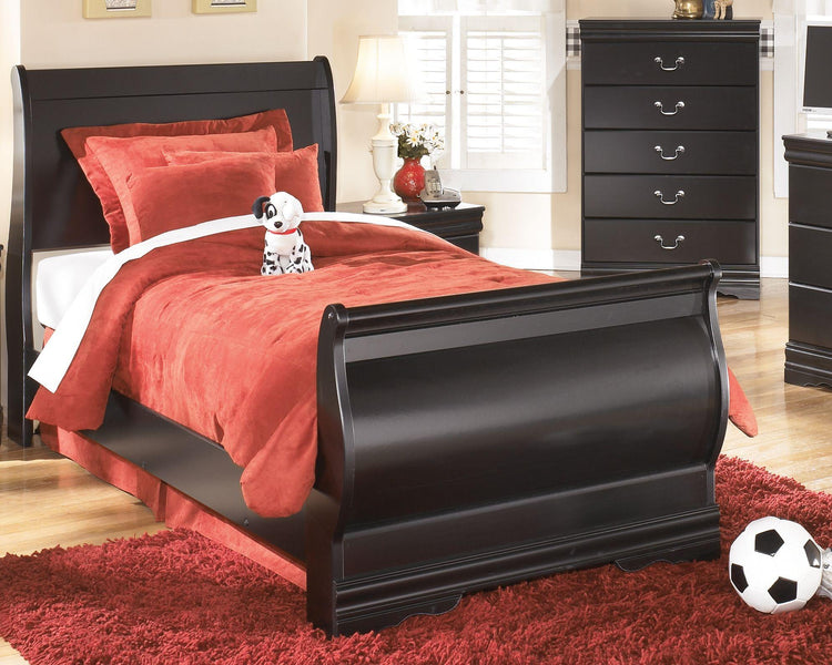 Signature Design by Ashley® - Huey Vineyard - Youth Bedroom Set - 5th Avenue Furniture