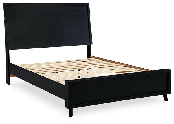 Signature Design by Ashley® - Danziar - Panel Bed - 5th Avenue Furniture