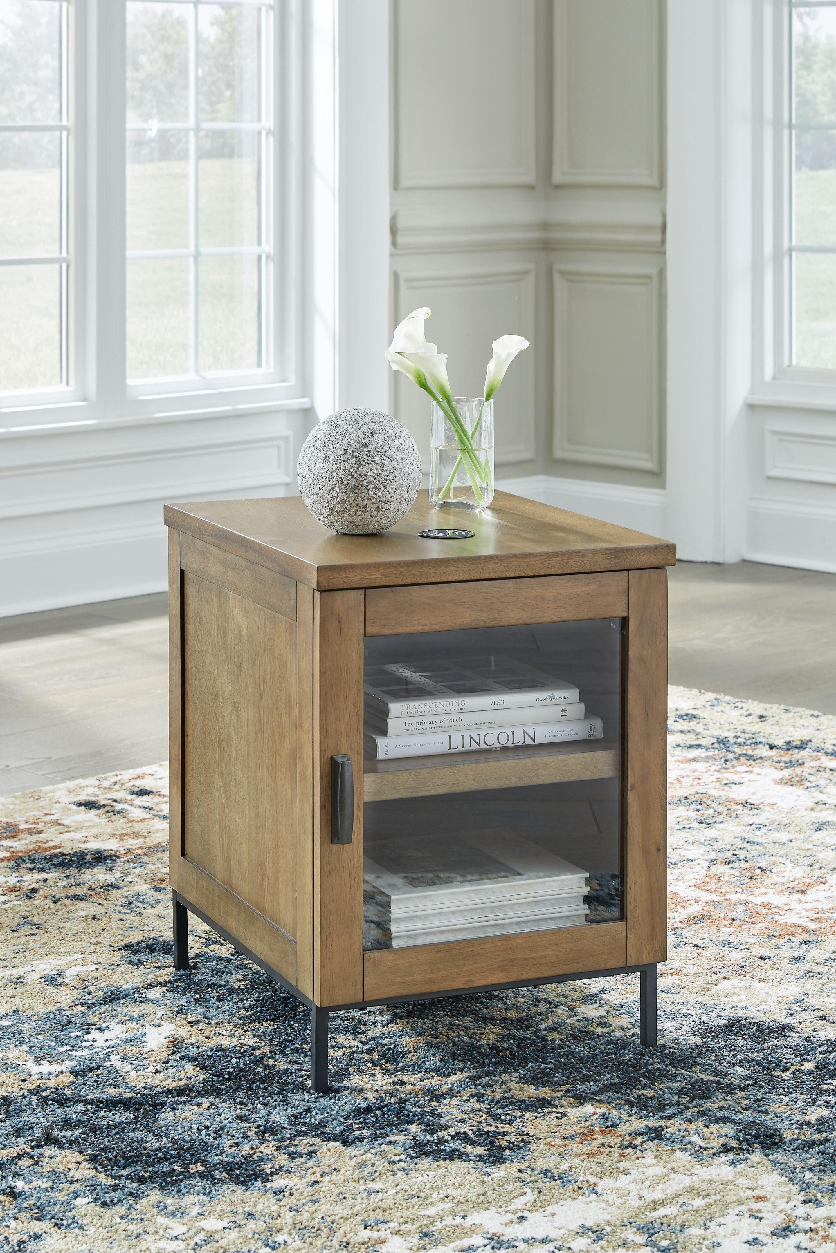 Signature Design by Ashley® - Torlanta - Brown - Chair Side End Table - 5th Avenue Furniture