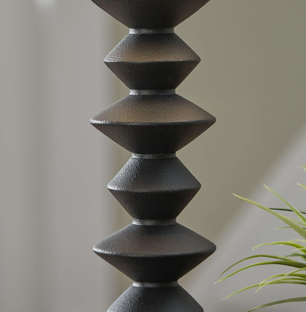 Signature Design by Ashley® - Luanndon - Black - Poly Buffet Lamp - 5th Avenue Furniture