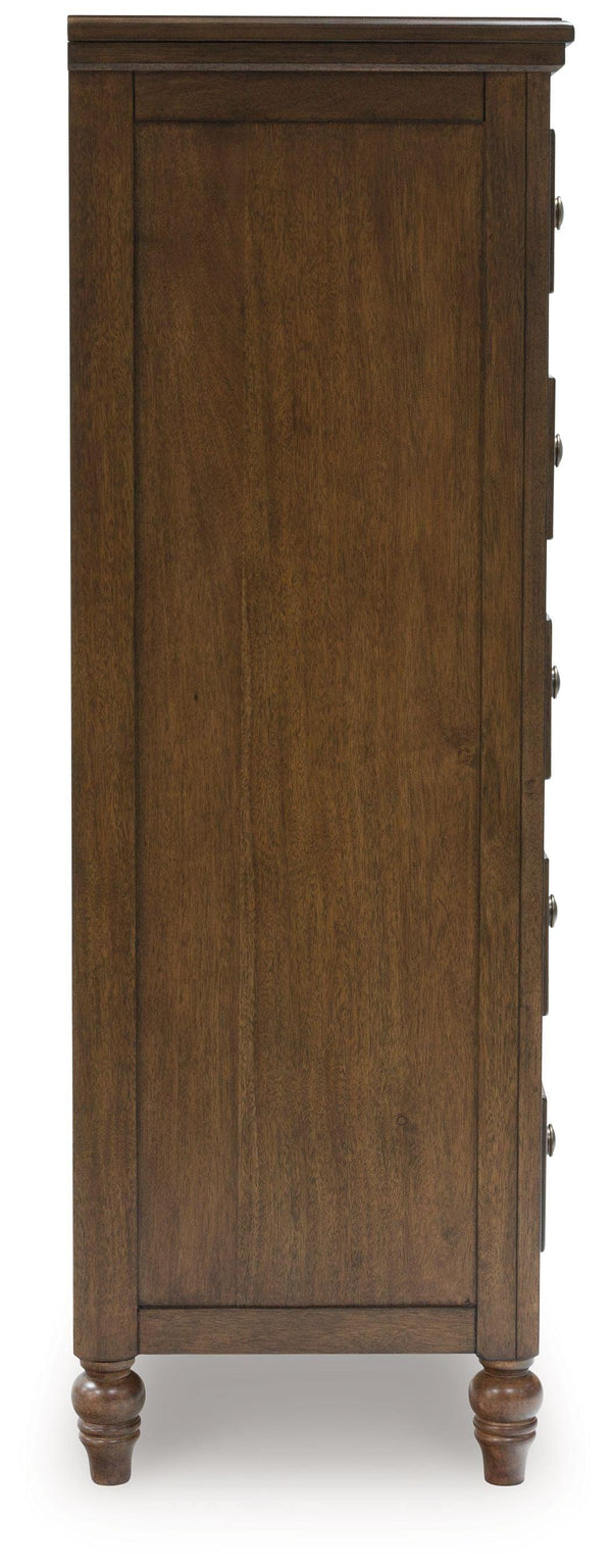 Benchcraft® - Sturlayne - Brown - Five Drawer Chest - 5th Avenue Furniture