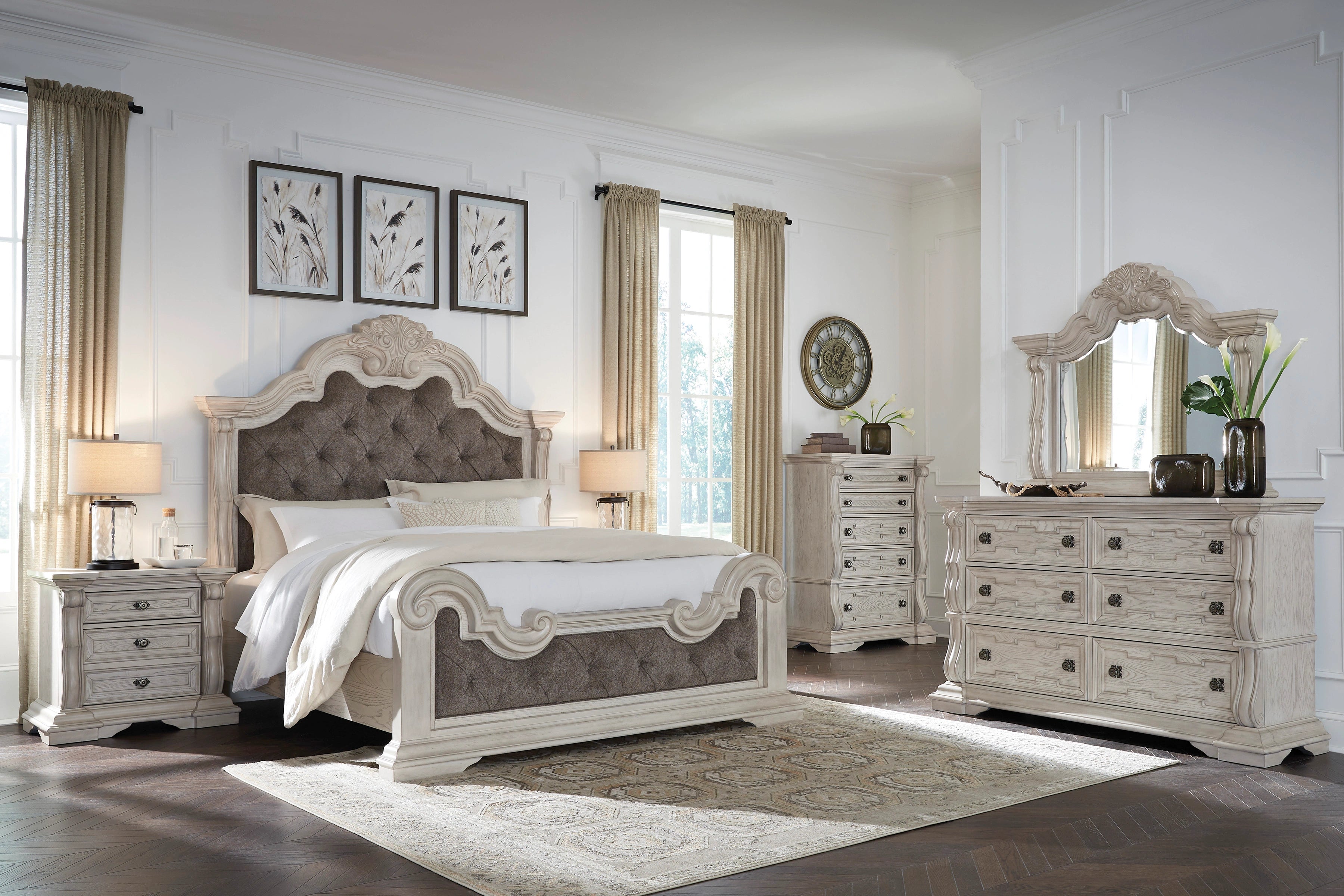 Bruchandi - Upholstered Bedroom Set