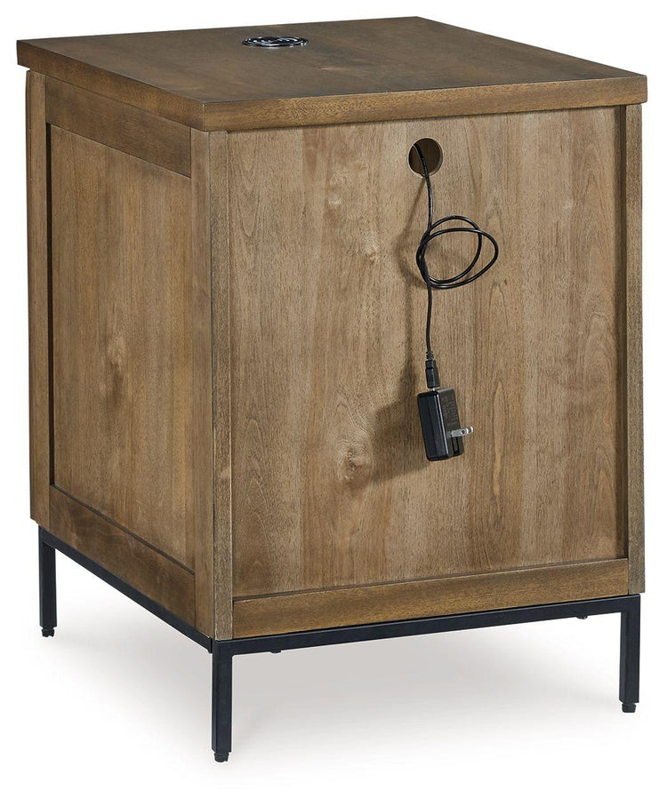 Signature Design by Ashley® - Torlanta - Brown - Chair Side End Table - 5th Avenue Furniture