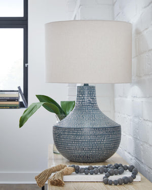 Signature Design by Ashley® - Schylarmont - Antique Gray / White - Metal Table Lamp - 5th Avenue Furniture