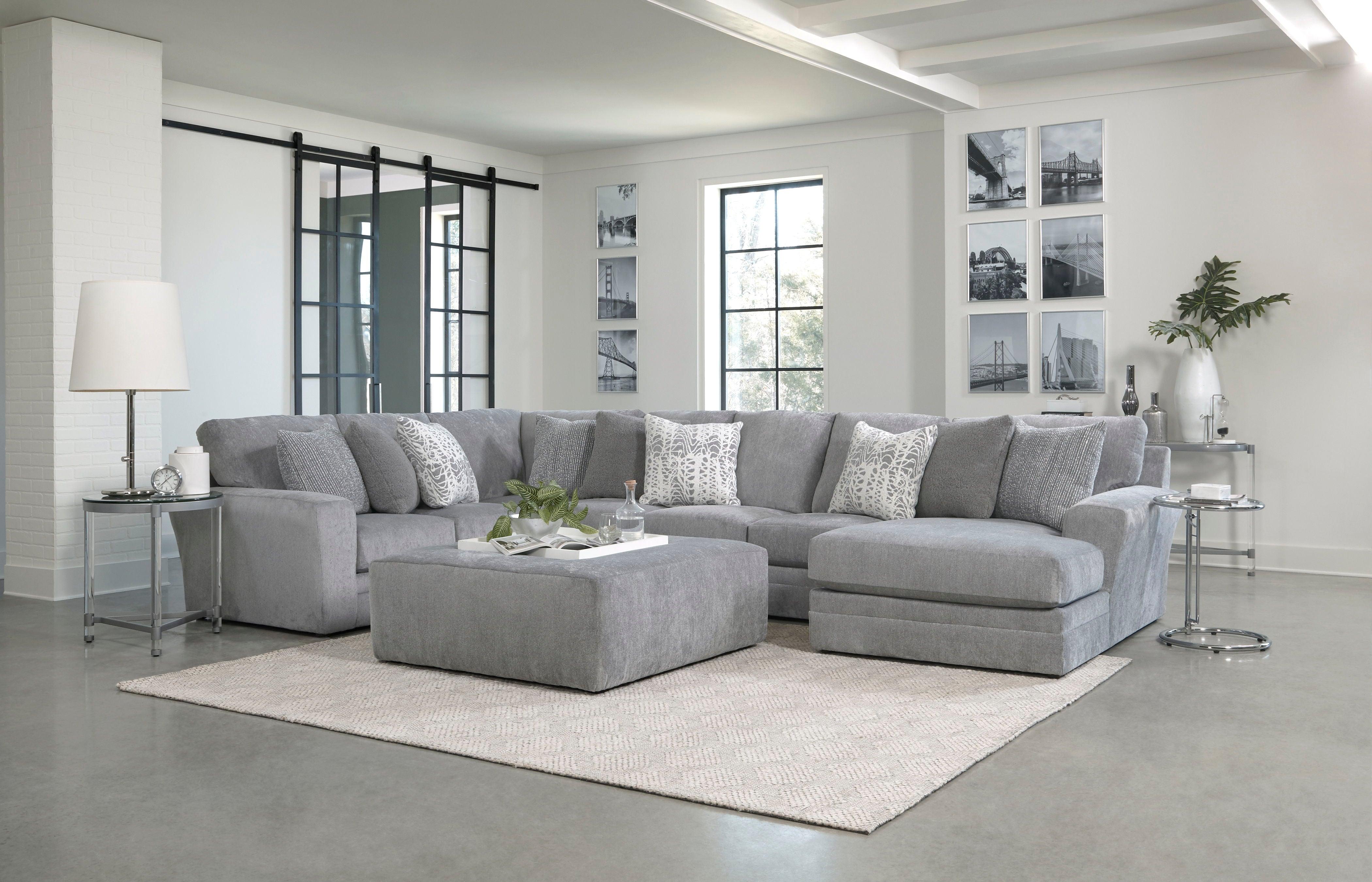 Jackson - Glacier - Sectional With 9 Accent Pillows And Ottoman Set - 5th Avenue Furniture