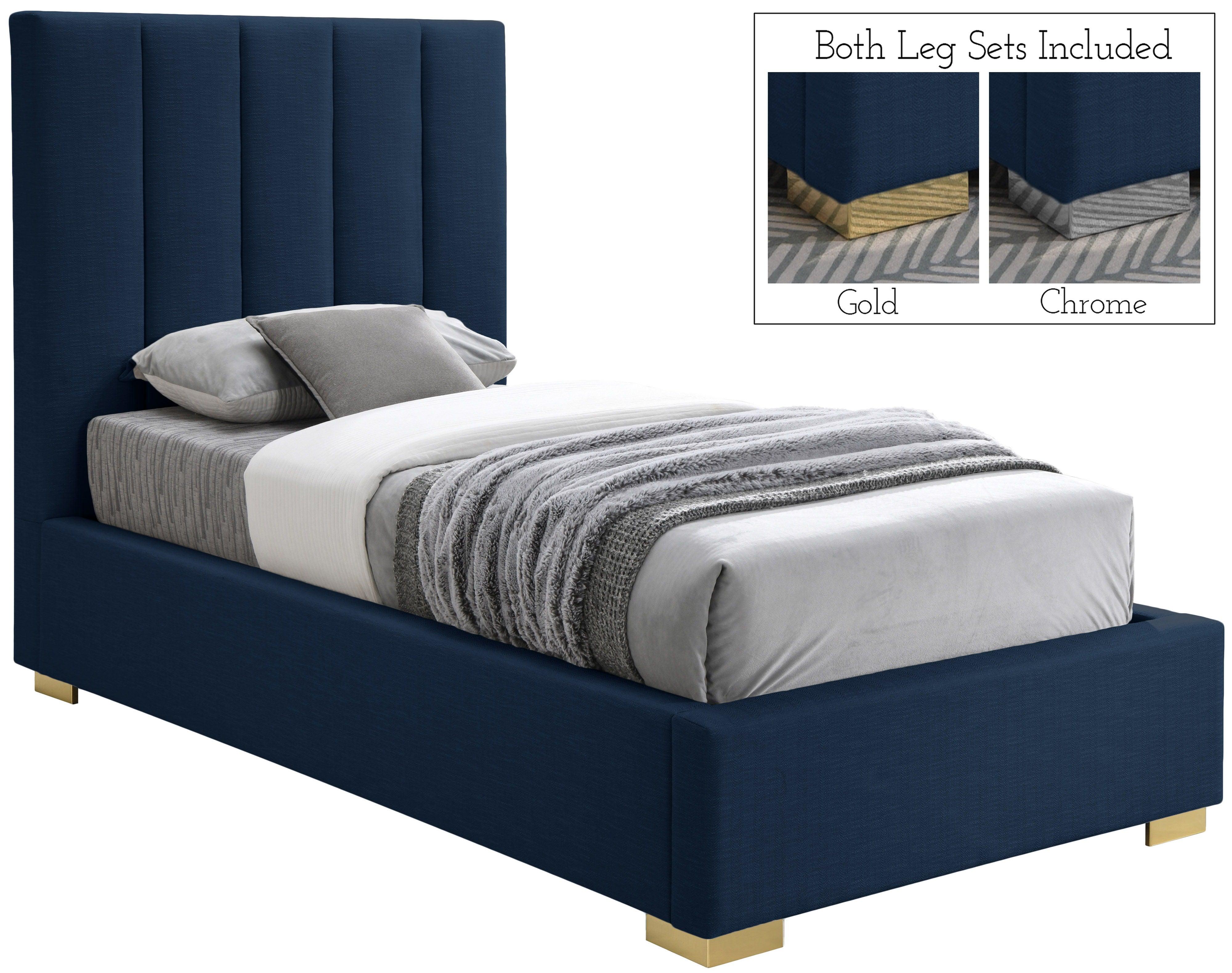 Meridian Furniture - Pierce - Bed - 5th Avenue Furniture