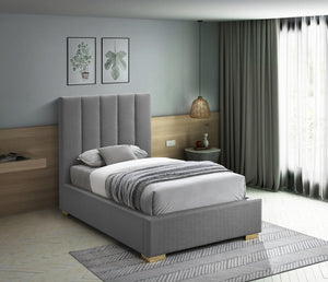 Meridian Furniture - Pierce - Bed - 5th Avenue Furniture