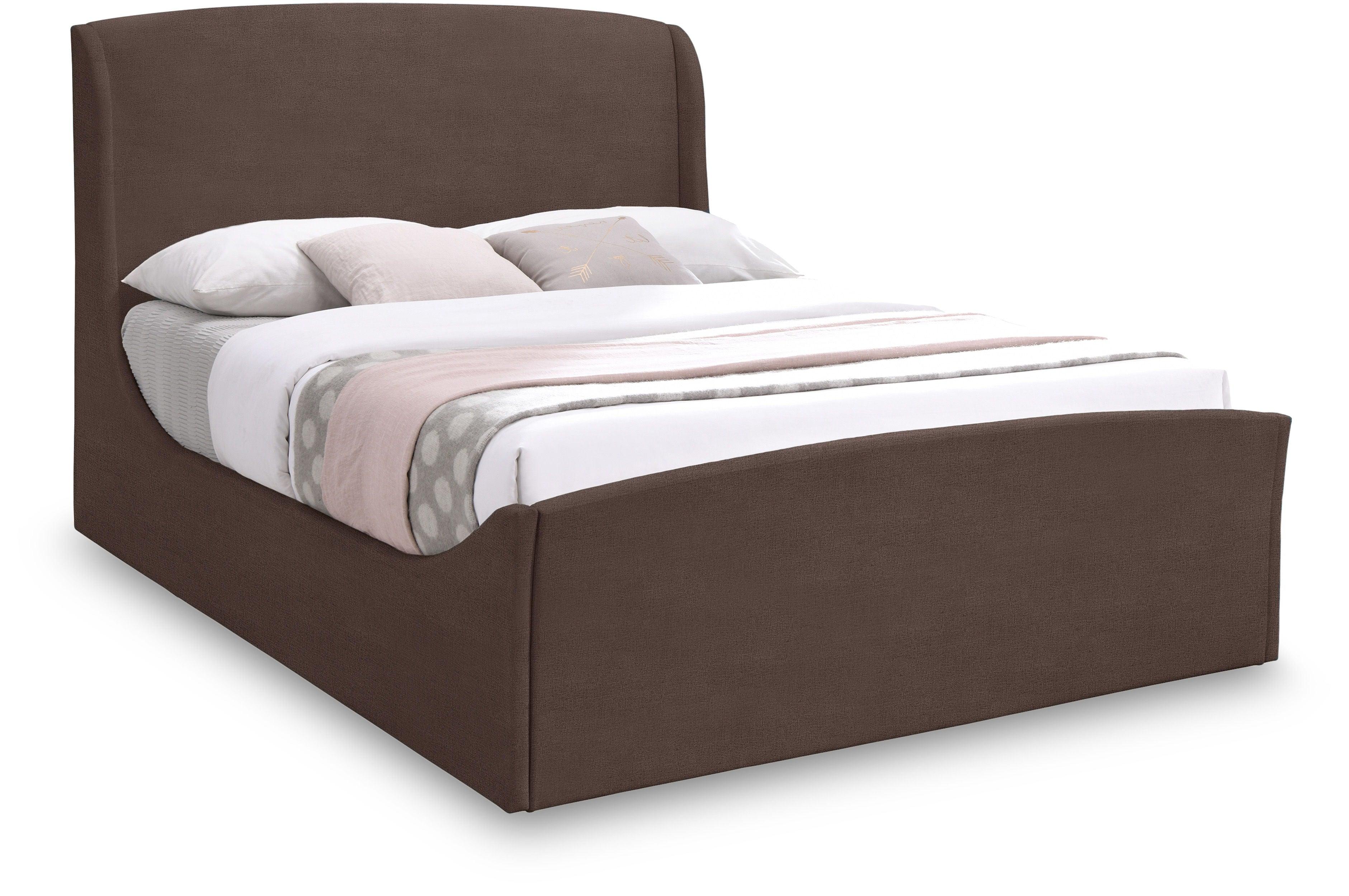 Meridian Furniture - Tess - Queen Bed - Brown - 5th Avenue Furniture