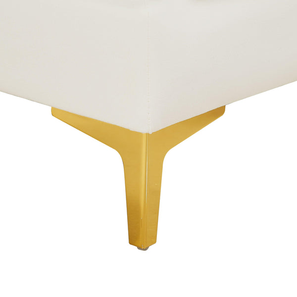 Meridian Furniture - Alina - Sectional - 5th Avenue Furniture