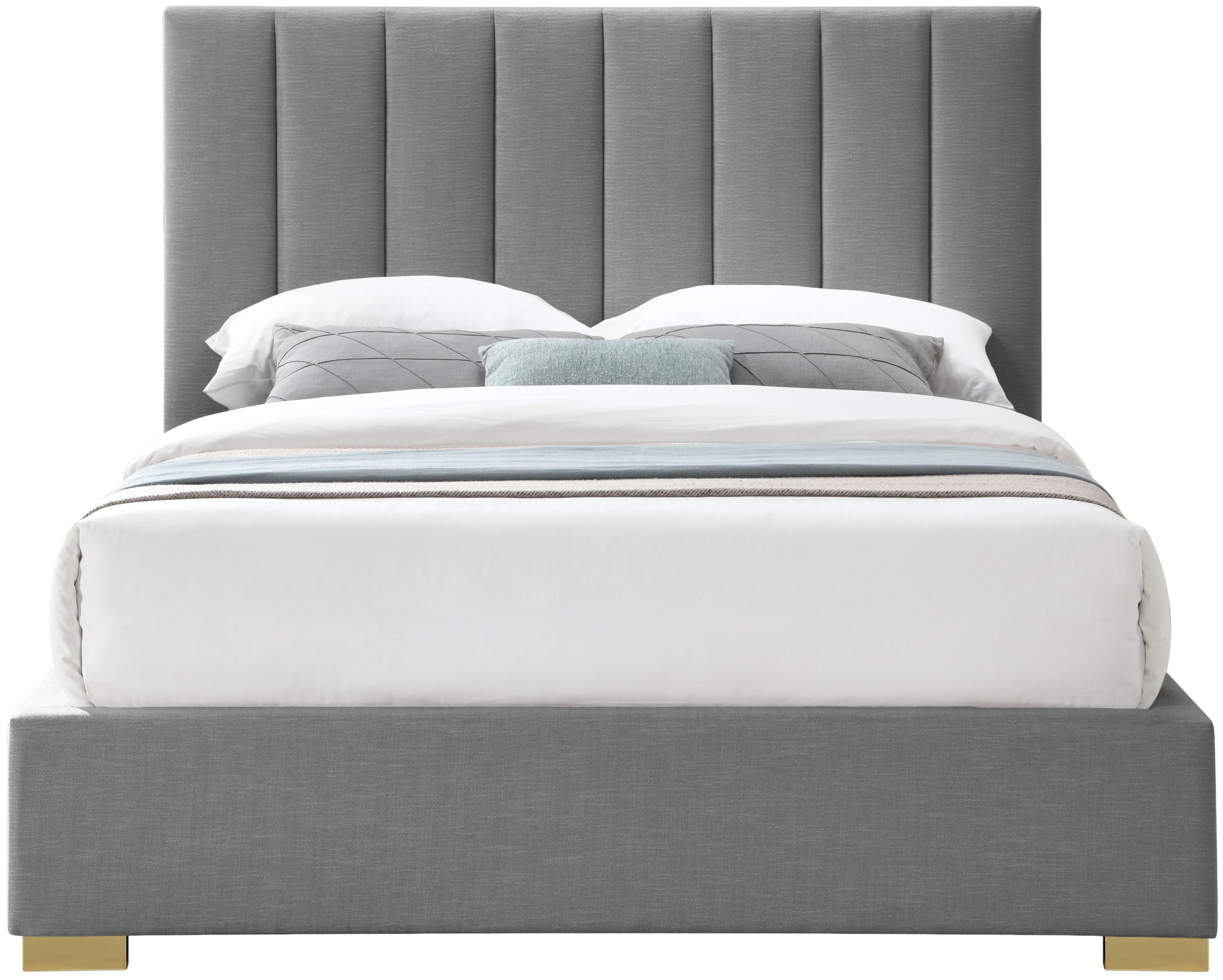 Meridian Furniture - Pierce - Bed - 5th Avenue Furniture