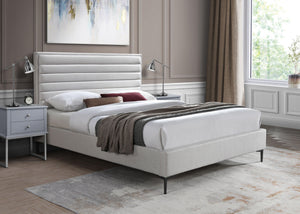 Meridian Furniture - Hunter - Bed - 5th Avenue Furniture