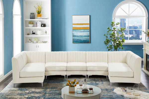 Meridian Furniture - Alina - Sectional - 5th Avenue Furniture