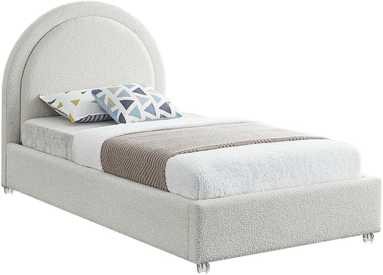 Meridian Furniture - Milo - Bed - 5th Avenue Furniture