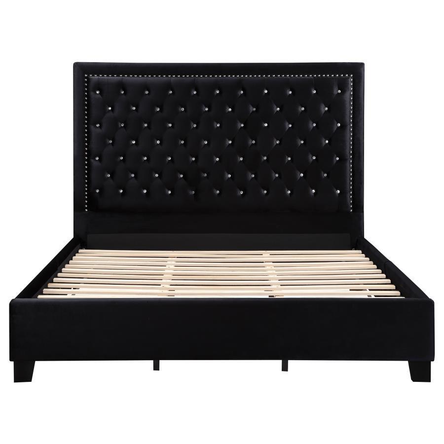 CoasterEssence - Hailey - Panel Bed - 5th Avenue Furniture