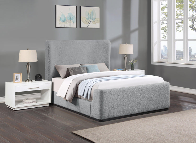 Meridian Furniture - Oliver - Bed - 5th Avenue Furniture