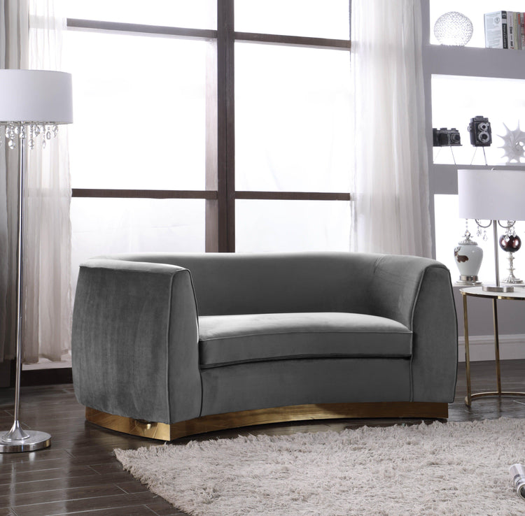 Meridian Furniture - Julian - Loveseat - 5th Avenue Furniture