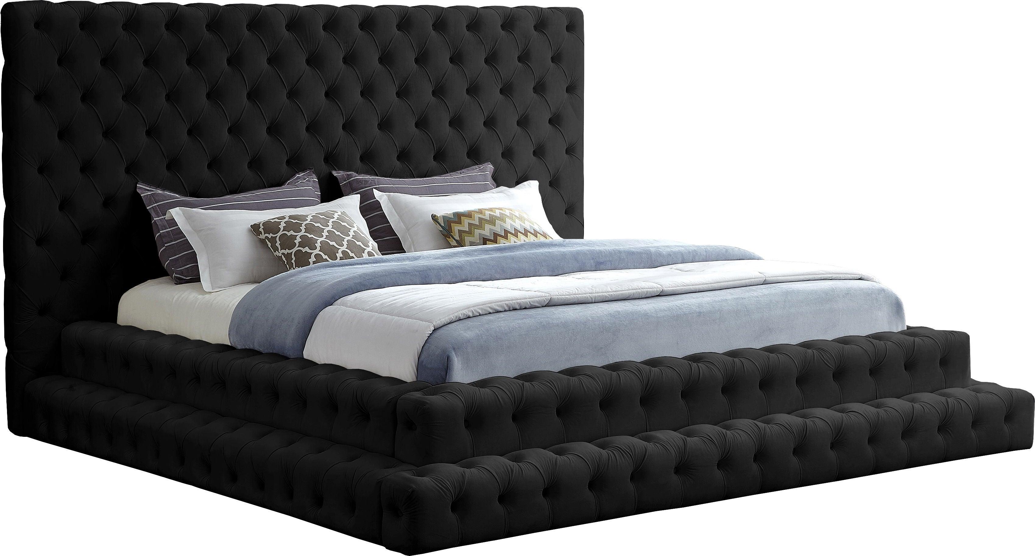 Meridian Furniture - Revel - Bed - 5th Avenue Furniture