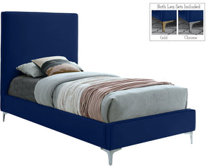 Meridian Furniture - Geri - Bed - 5th Avenue Furniture