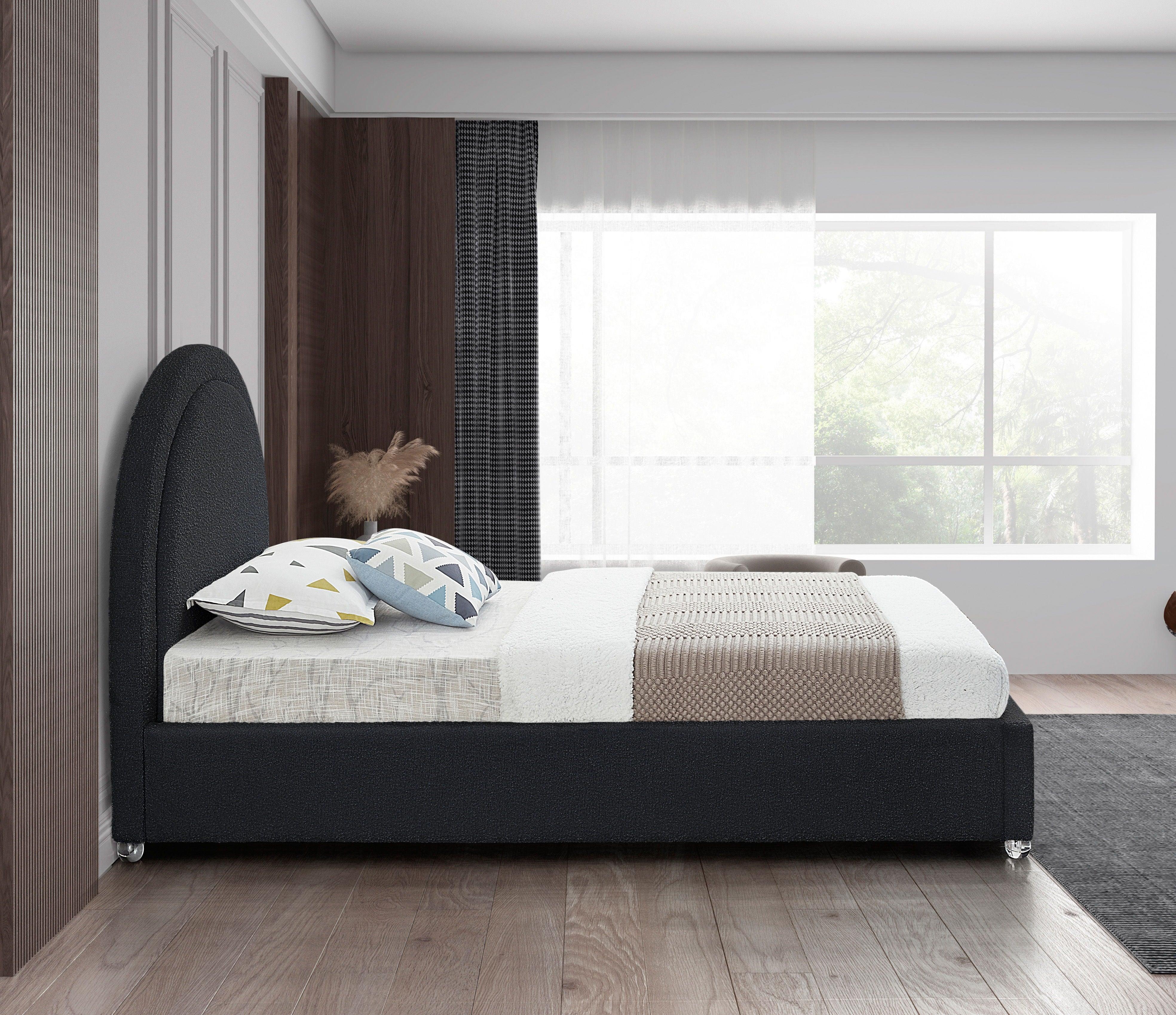 Meridian Furniture - Milo - Bed - 5th Avenue Furniture