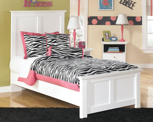 Signature Design by Ashley® - Bostwick - Panel Bed - 5th Avenue Furniture