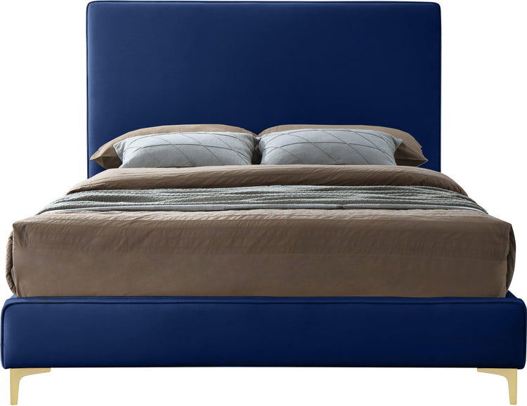 Meridian Furniture - Geri - Bed - 5th Avenue Furniture