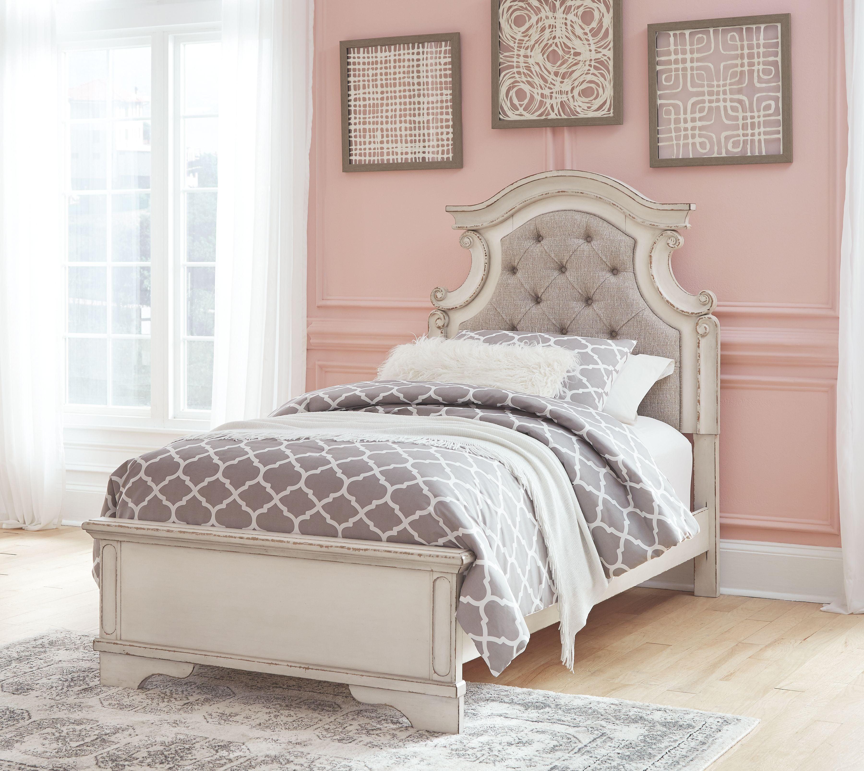 Signature Design by Ashley® - Realyn - Panel Bed - 5th Avenue Furniture