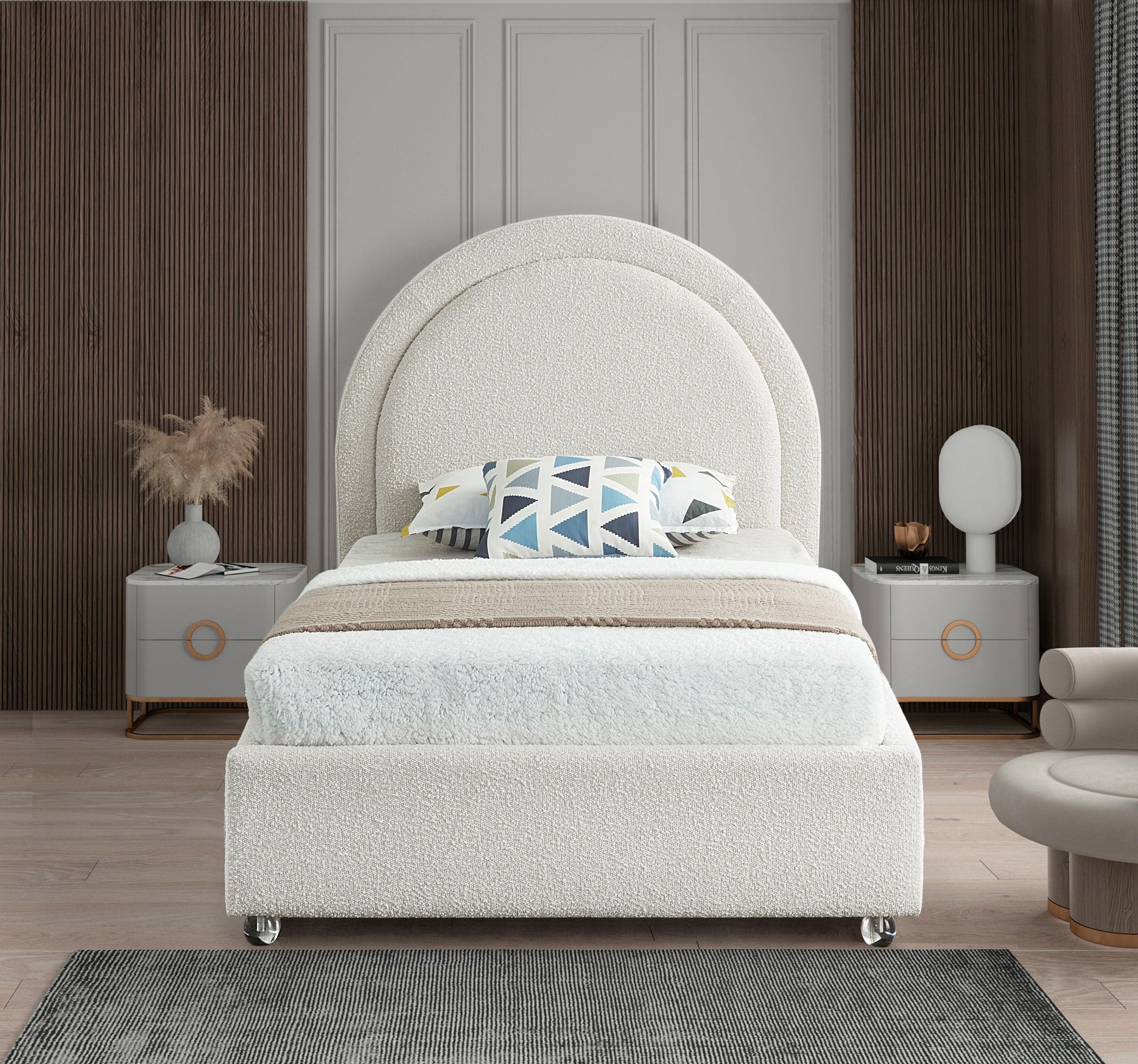 Meridian Furniture - Milo - Bed - 5th Avenue Furniture