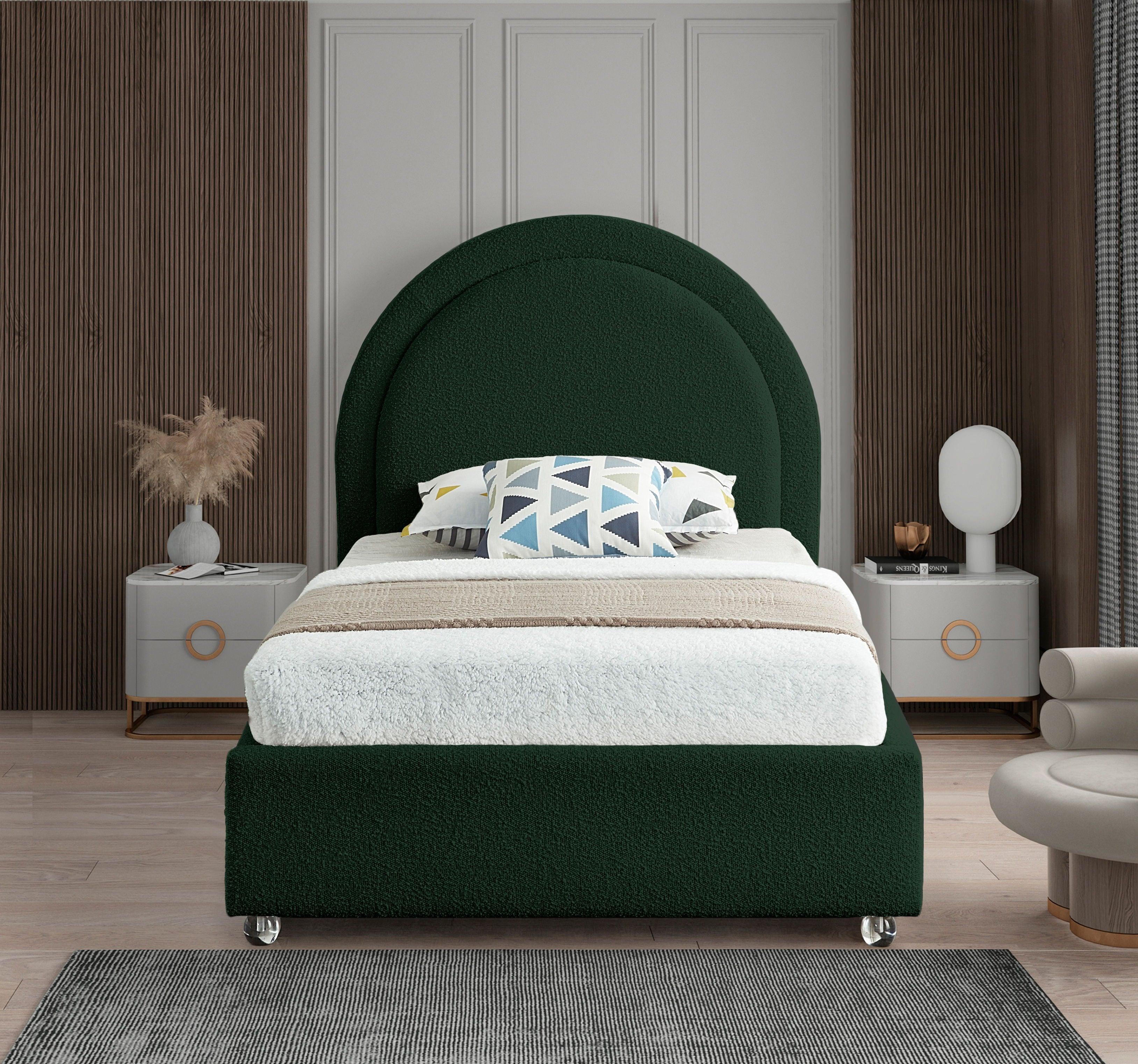 Meridian Furniture - Milo - Bed - 5th Avenue Furniture