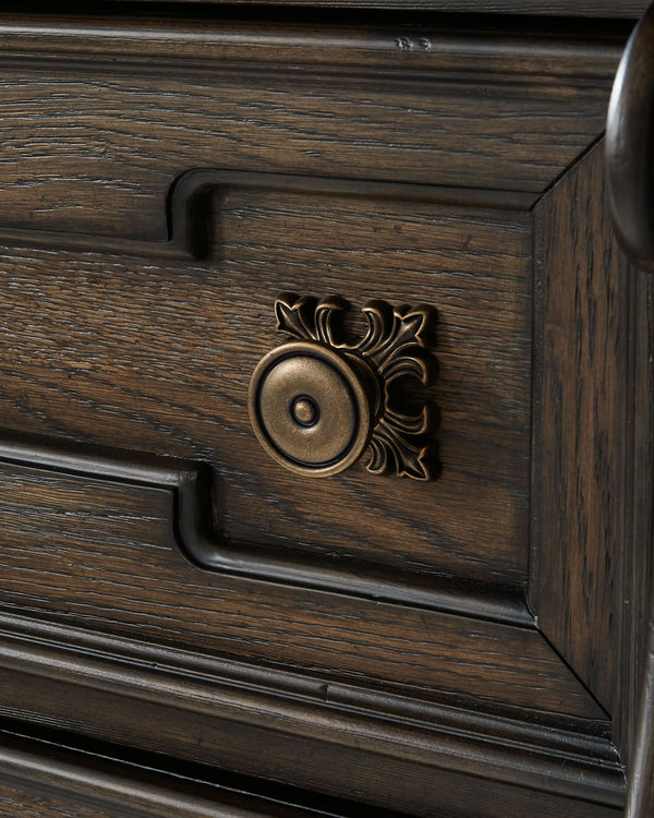 Maylee - Dark Brown - Five Drawer Chest - 5th Avenue Furniture