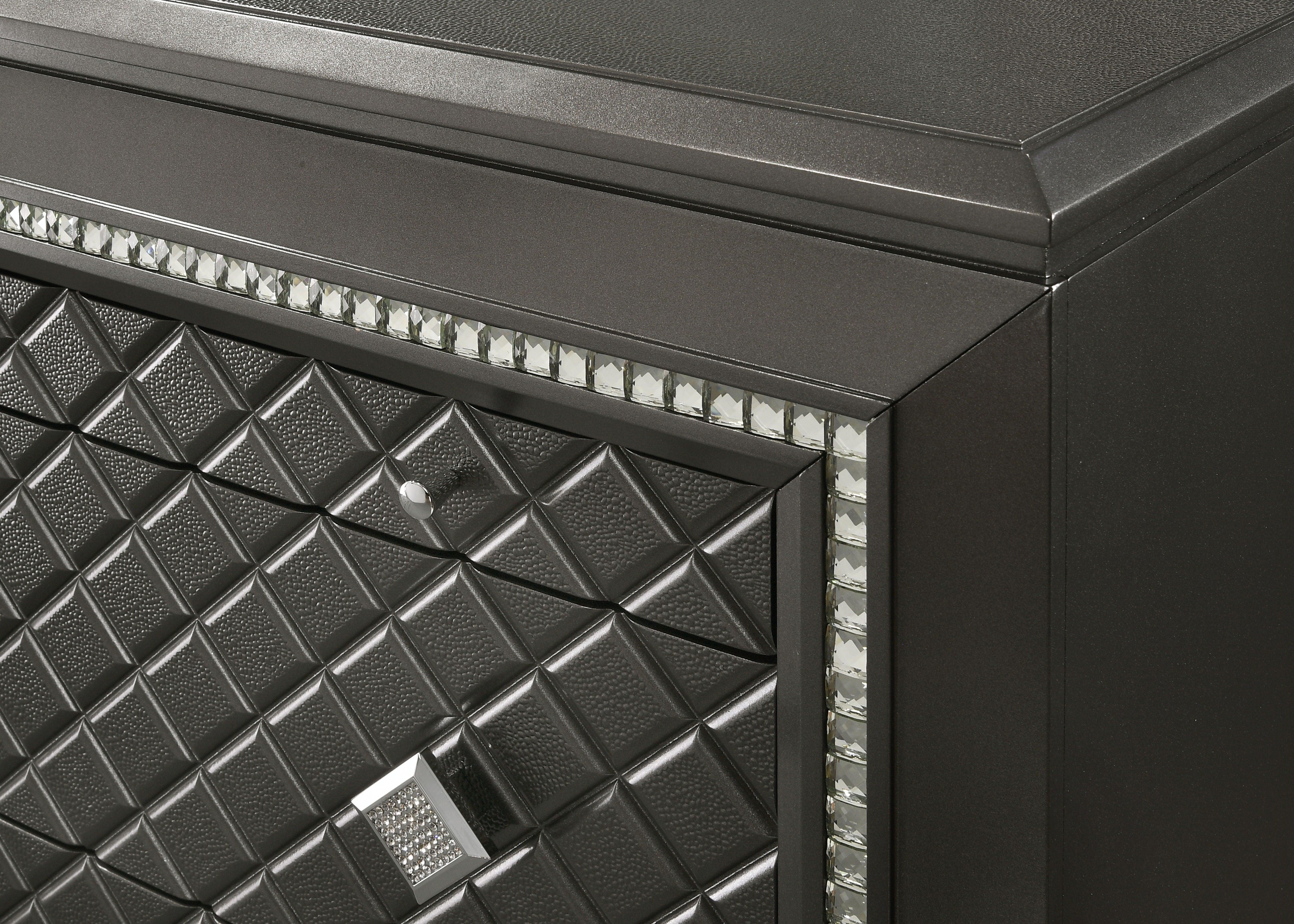 Crown Mark - Giovani - Chest - Gray - 5th Avenue Furniture