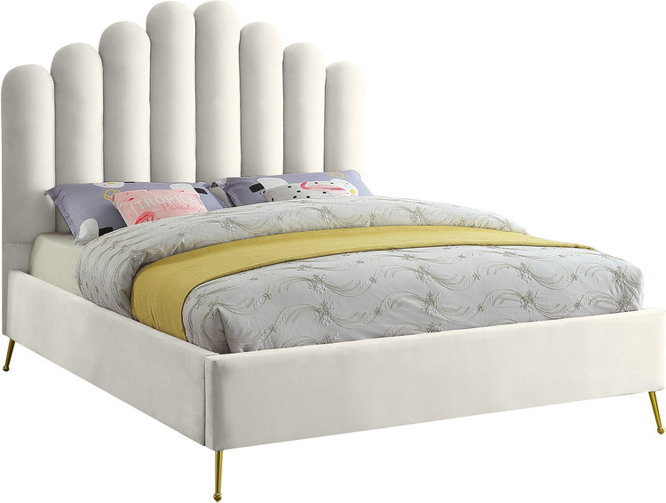 Meridian Furniture - Lily - Bed - 5th Avenue Furniture