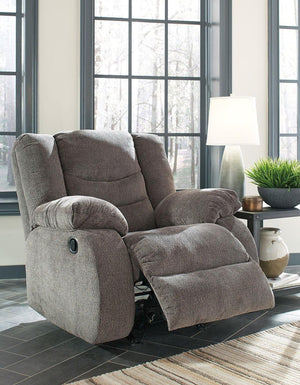 Signature Design by Ashley® - Tulen - Reclining Living Room Set - 5th Avenue Furniture