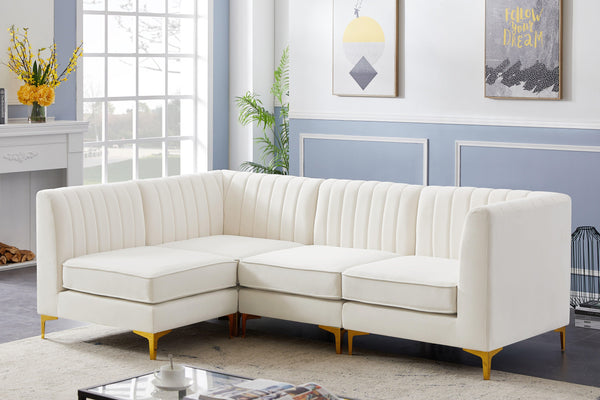 Meridian Furniture - Alina - 4 Pc. Sectional - 5th Avenue Furniture