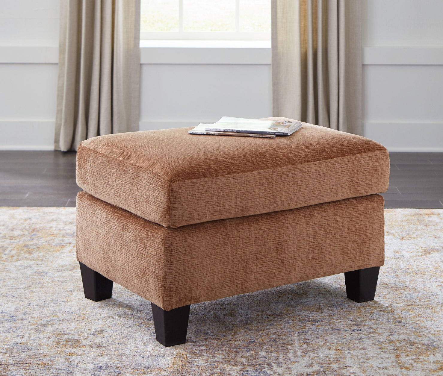 Benchcraft® - Amity Bay - Ottoman - 5th Avenue Furniture