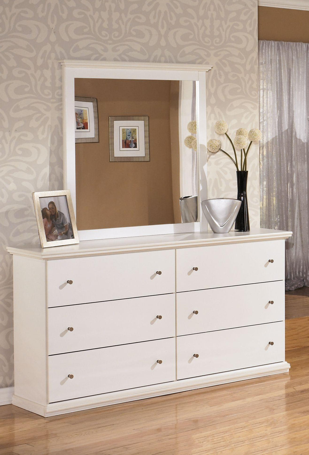 Ashley Furniture - Bostwick - Dresser - 5th Avenue Furniture