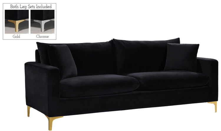 Meridian Furniture - Naomi - Sofa - 5th Avenue Furniture