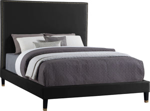 Meridian Furniture - Harlie - Bed - 5th Avenue Furniture