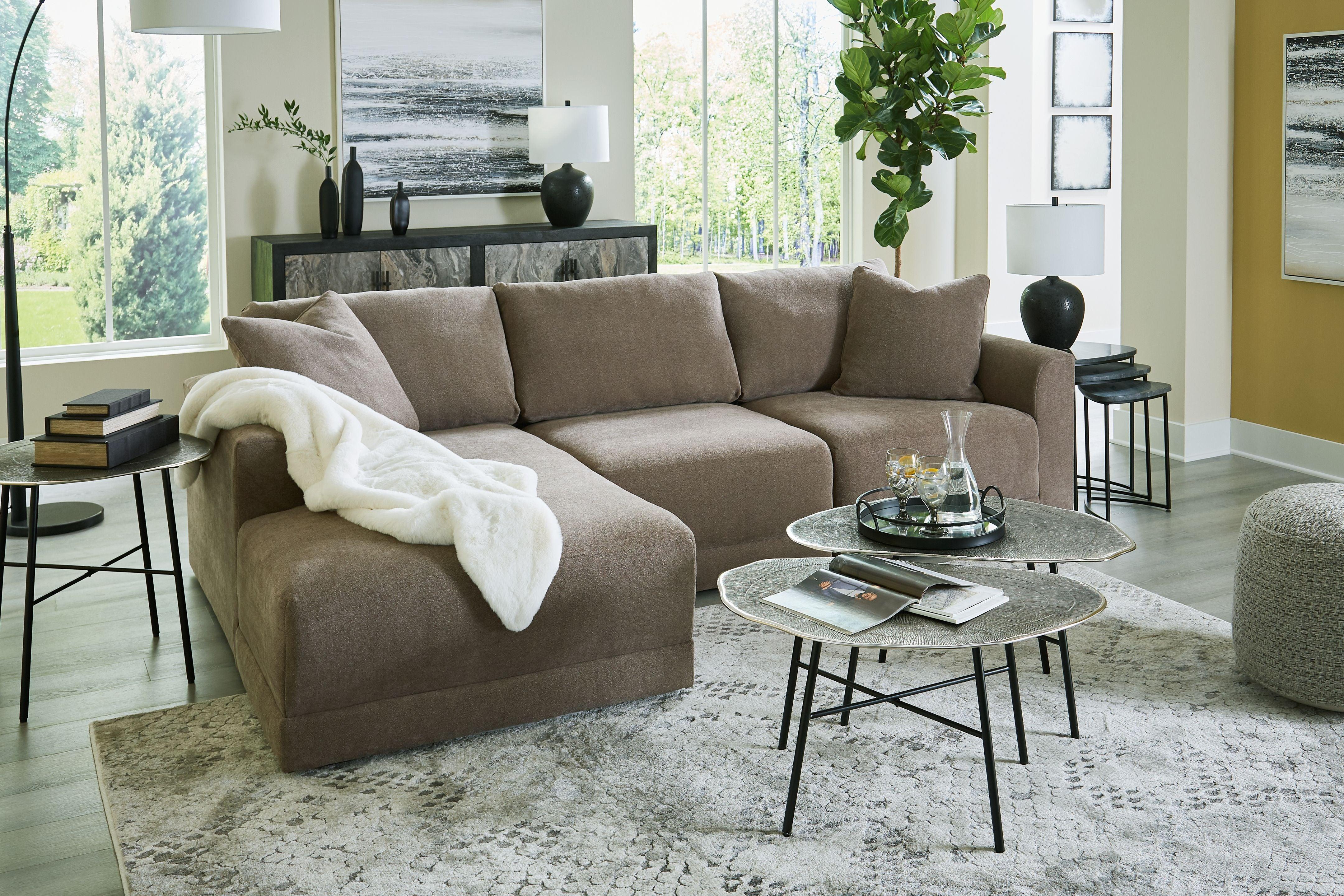 Benchcraft® - Raeanna - Sectional - 5th Avenue Furniture