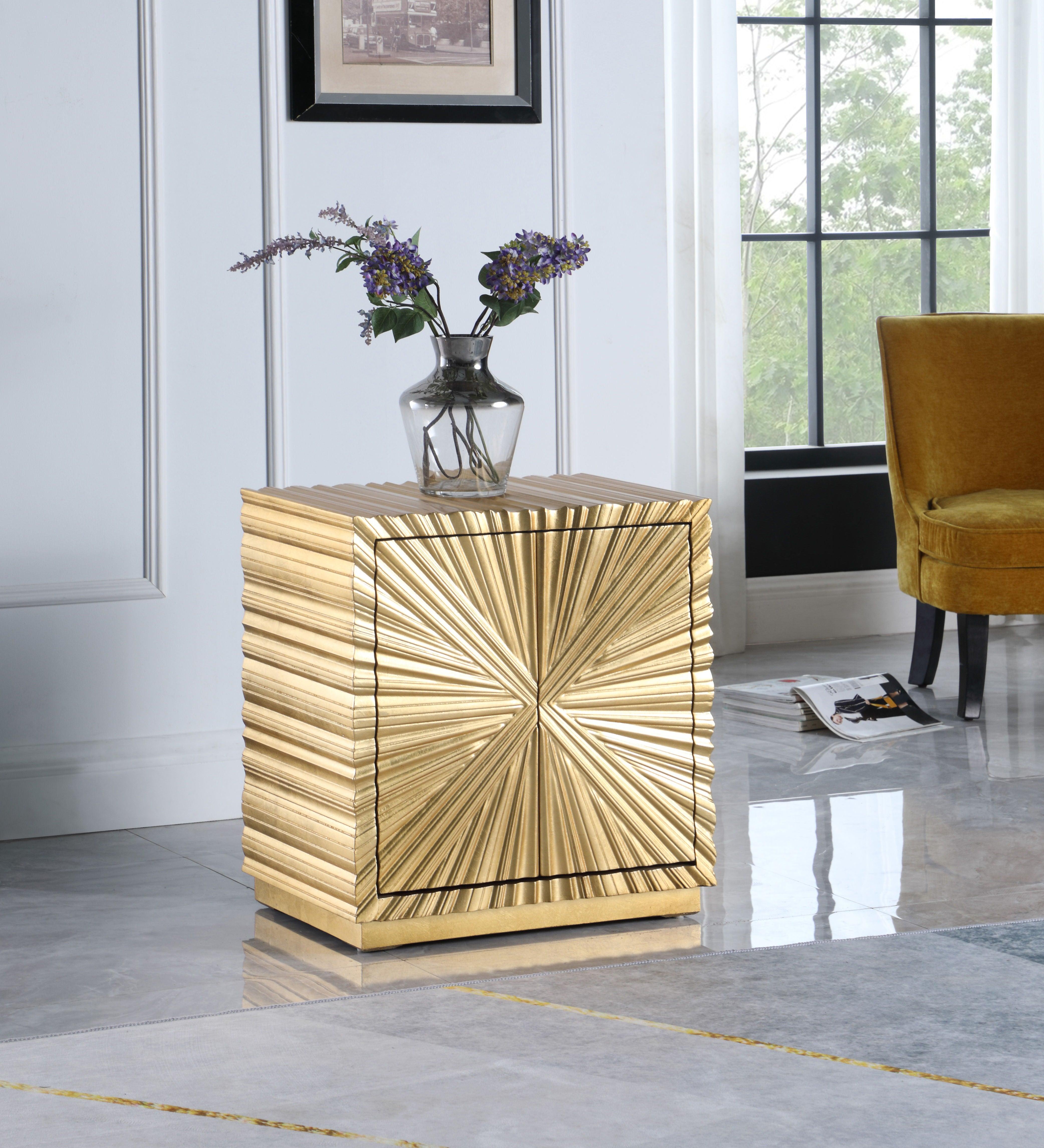 Meridian Furniture - Golda - Side Table - 5th Avenue Furniture