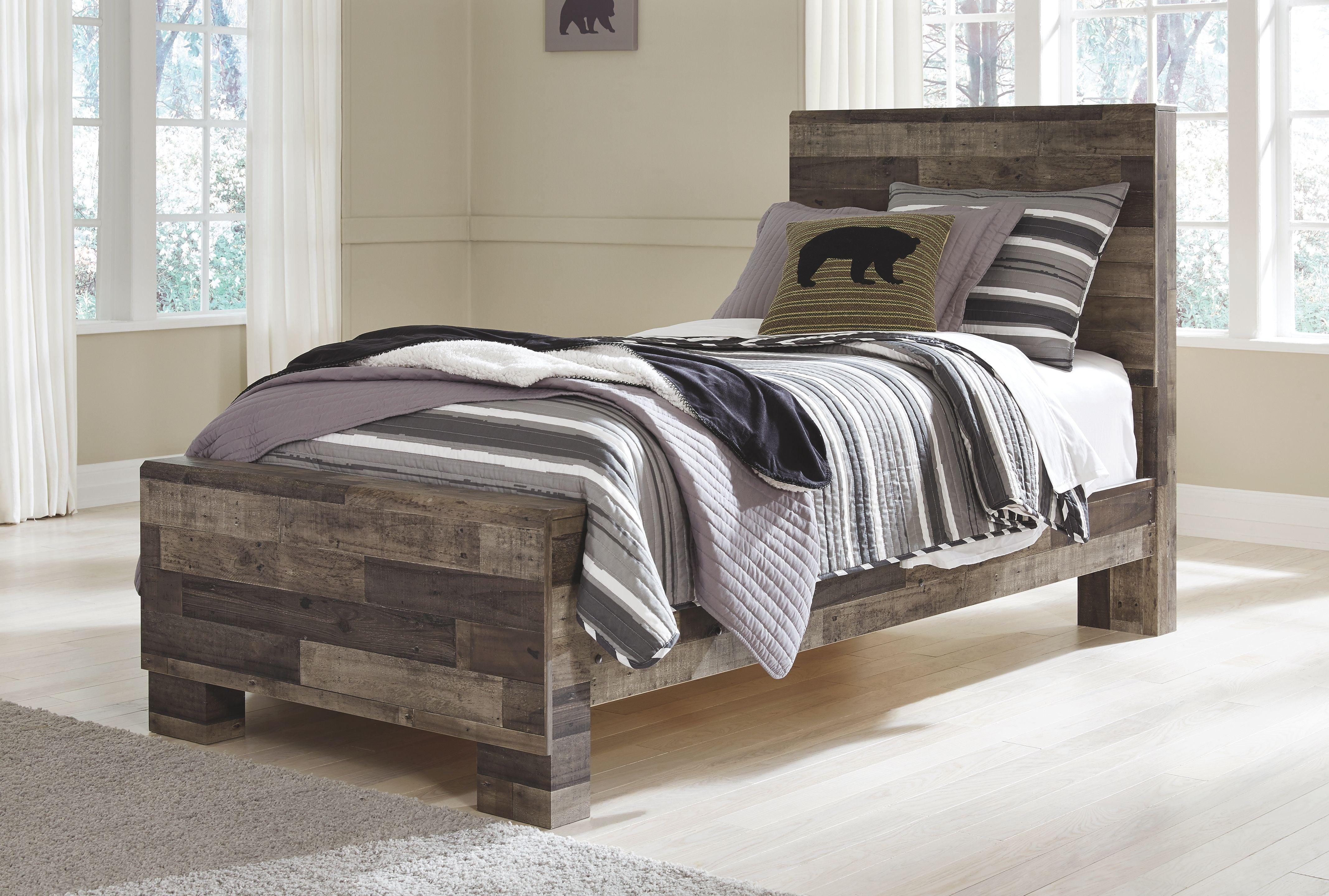 Benchcraft® - Derekson - Panel Bed - 5th Avenue Furniture