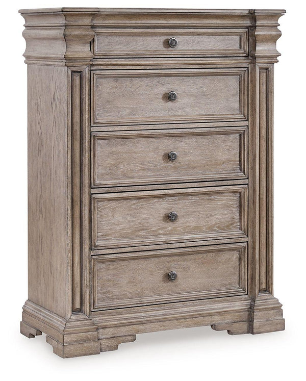 Signature Design by Ashley® - Blairhurst - Light Grayish Brown - Five Drawer Chest - 5th Avenue Furniture