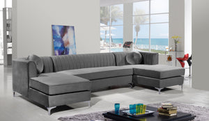 Meridian Furniture - Graham - 3 Piece Sectional - 5th Avenue Furniture