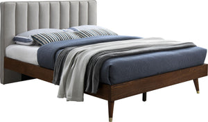 Meridian Furniture - Vance - Bed - 5th Avenue Furniture