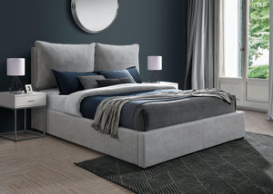 Meridian Furniture - Misha - Bed - 5th Avenue Furniture