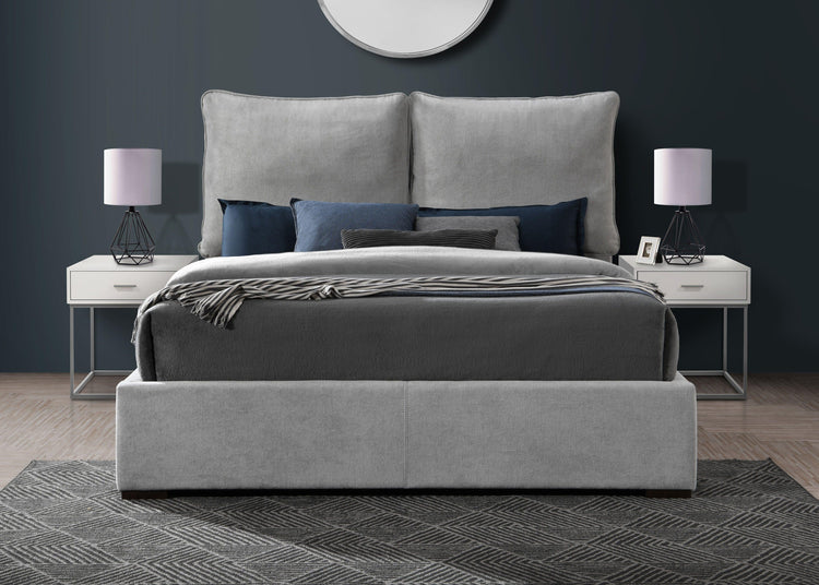 Meridian Furniture - Misha - Bed - 5th Avenue Furniture